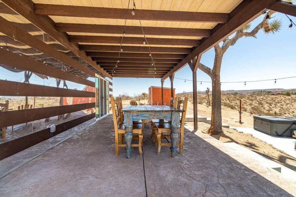 The Invisible Wind Cabin- Joshua Tree Amazing View Yucca Valley Exterior photo