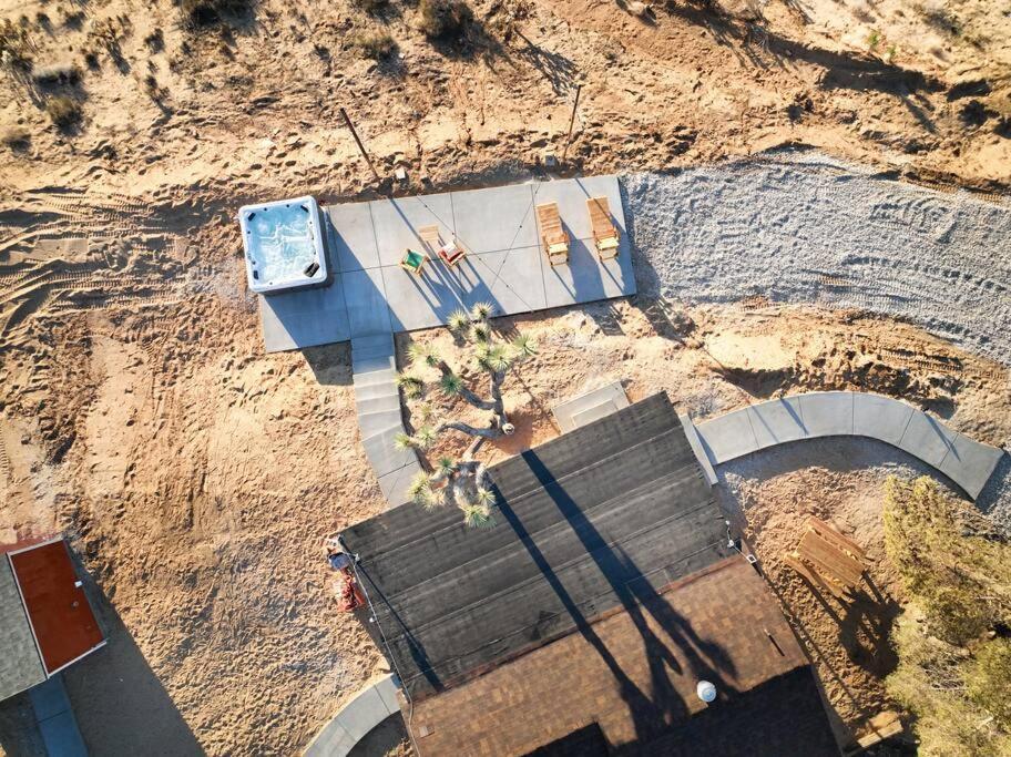 The Invisible Wind Cabin- Joshua Tree Amazing View Yucca Valley Exterior photo